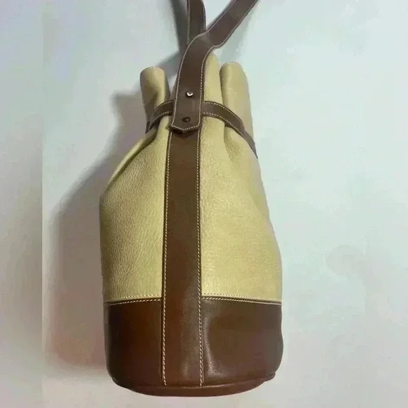 Gucci Vintage Leather Bucket Shoulder Bag Crest GG Camel Tan Brown Pebbled Purse - Picture 6 of 11